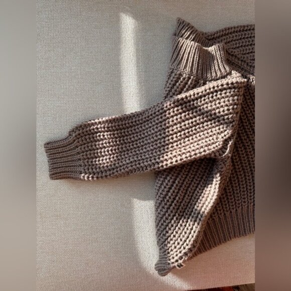 NUI Organics Pur merino wool Organic 4T sweater. Color Toast - Picture 5 of 12